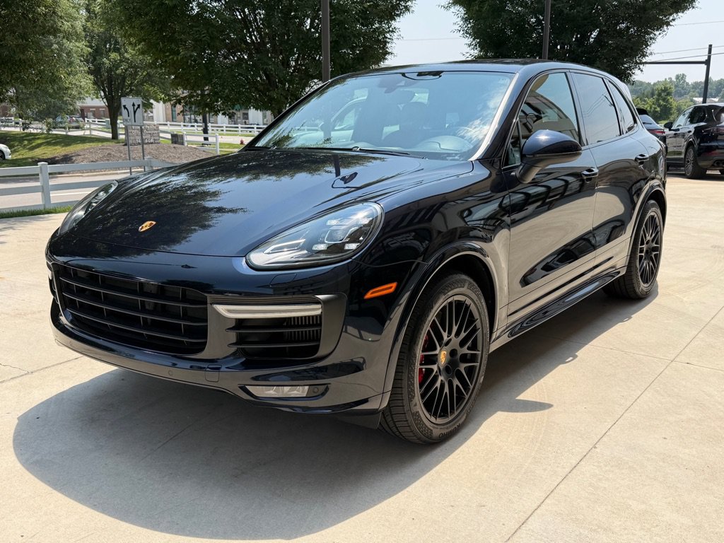Used 2016 Porsche Cayenne GTS AWD/4WD image 5
