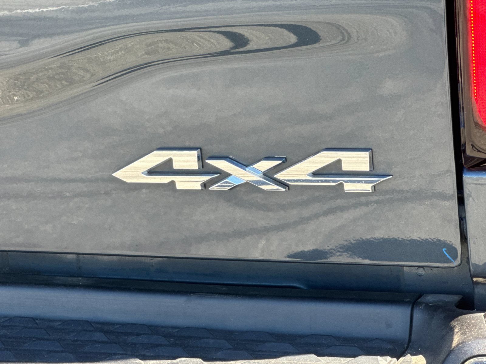 Used 2025 RAM 2500 Big Horn AWD/4WD image 38