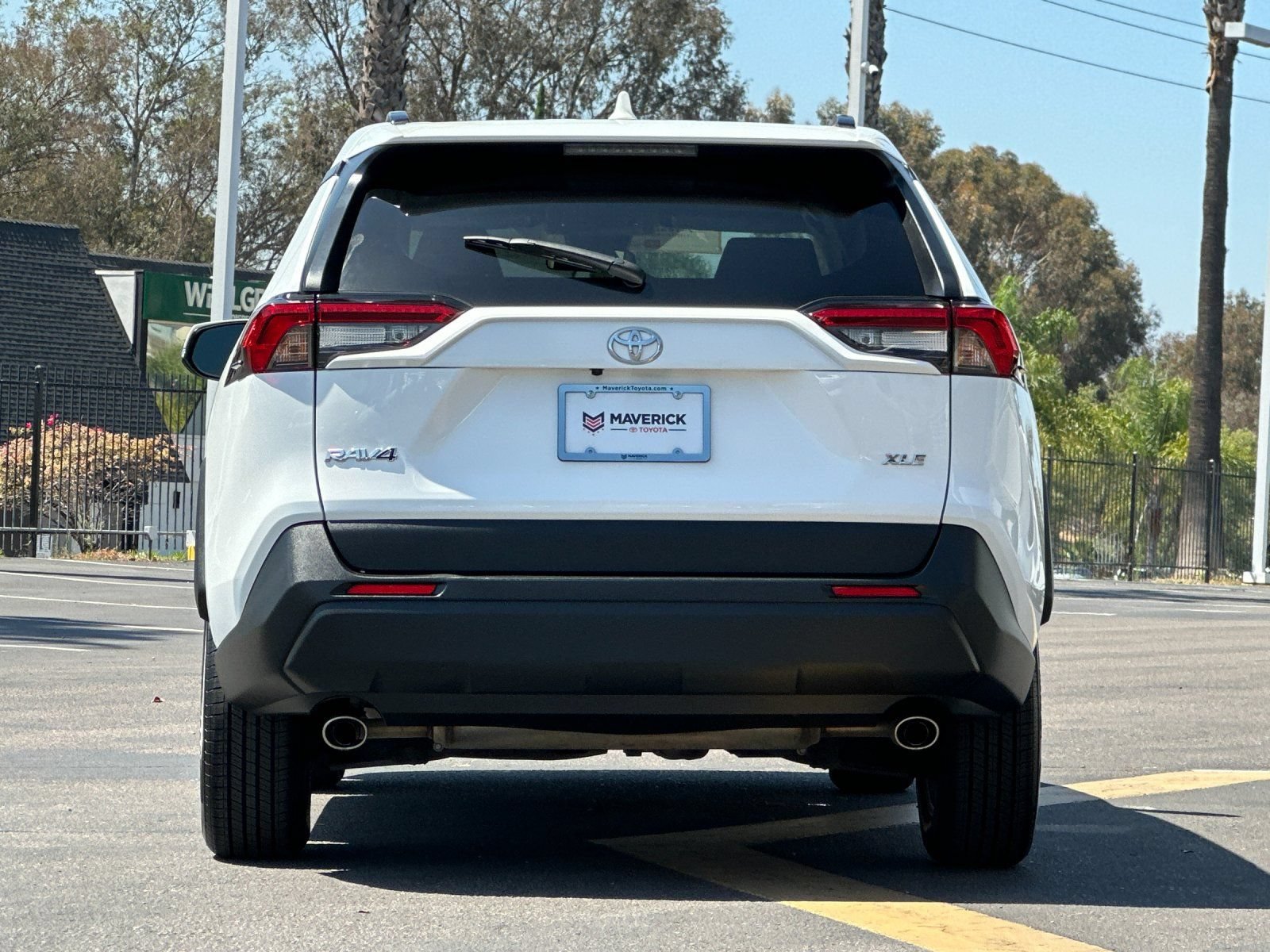 Used 2025 Toyota RAV4 XLE FWD image 4