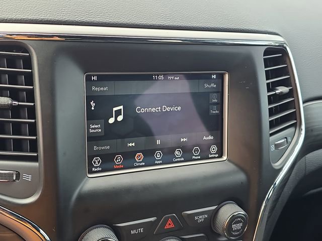 Used 2021 Jeep Grand Cherokee Laredo image 23