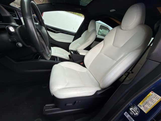 Used 2020 Tesla Model X Performance AWD/4WD image 24