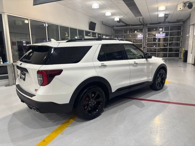 Used 2020 Ford Explorer ST w/ ST Street Pack AWD/4WD image 9