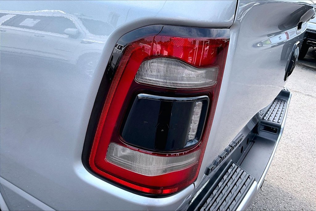 Used 2022 RAM 1500 Laramie AWD/4WD image 26