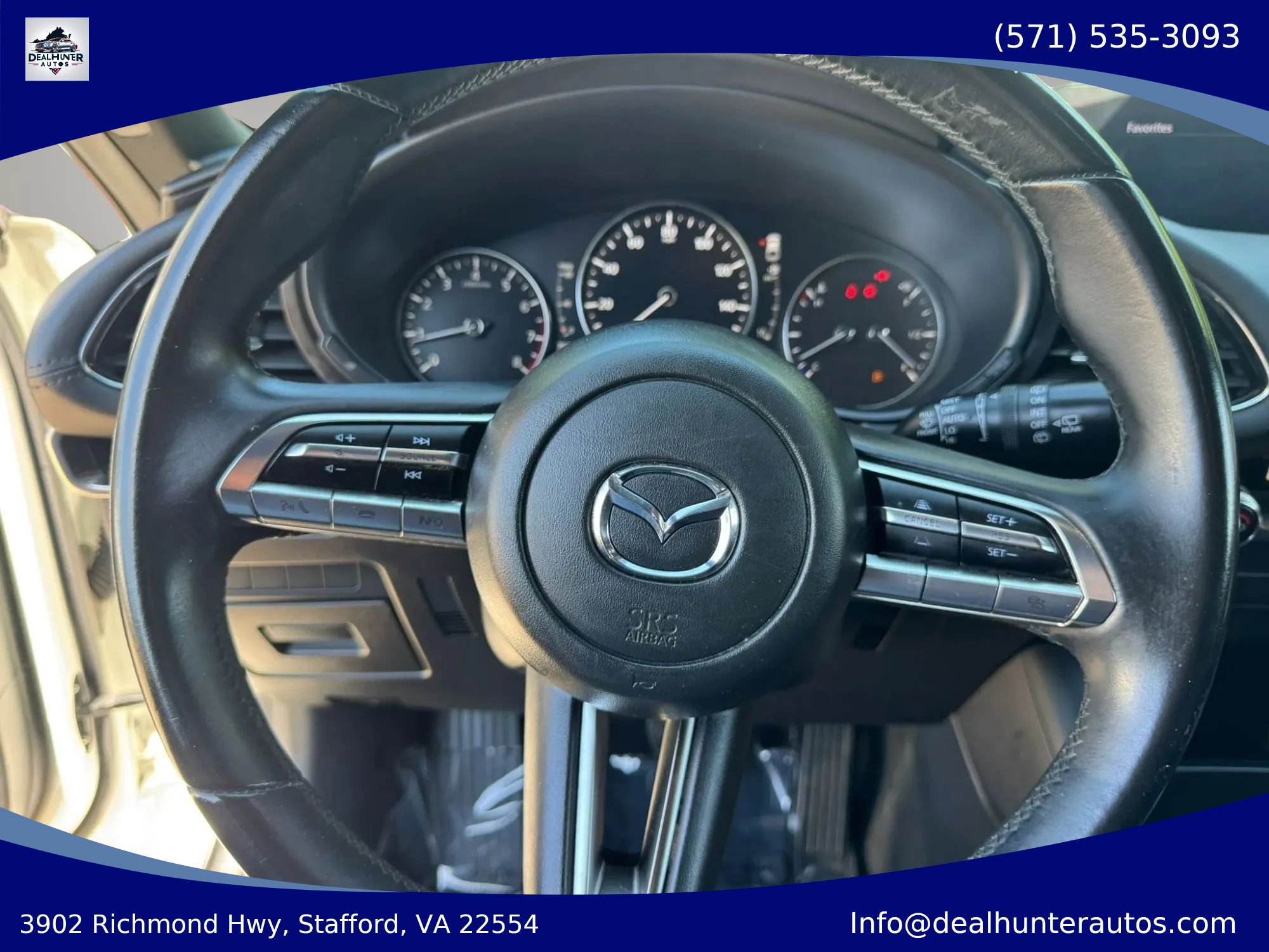 Used 2019 MAZDA MAZDA3 Hatchback FWD image 24