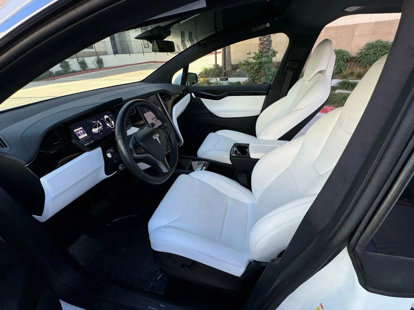 Used 2020 Tesla Model X Performance AWD/4WD image 9
