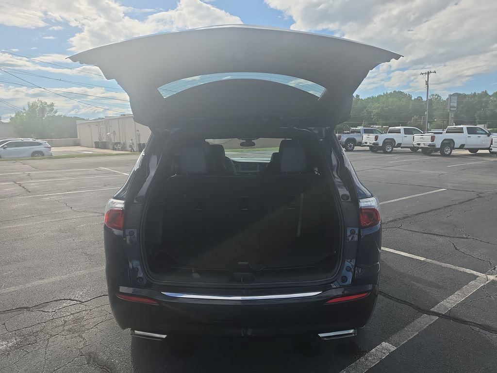 Certified 2023 Buick Enclave Essence FWD image 12