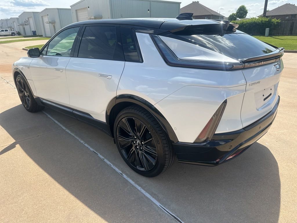 Used 2025 Cadillac Lyriq Sport w/ Nappa Leather Package AWD/4WD image 3
