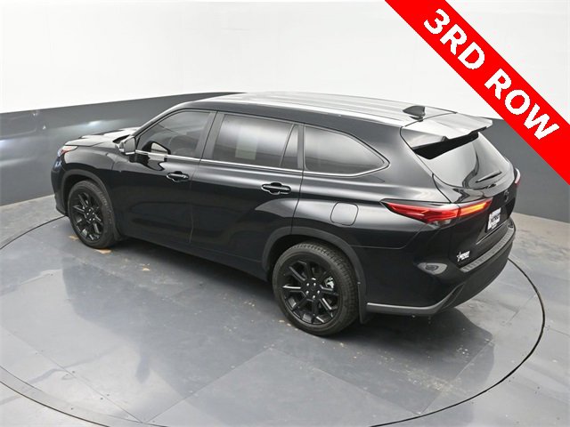 Used 2023 Toyota Highlander L image 36