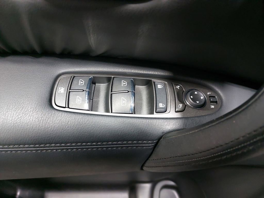 Certified 2024 Nissan Armada SL w/ Cargo Package image 31