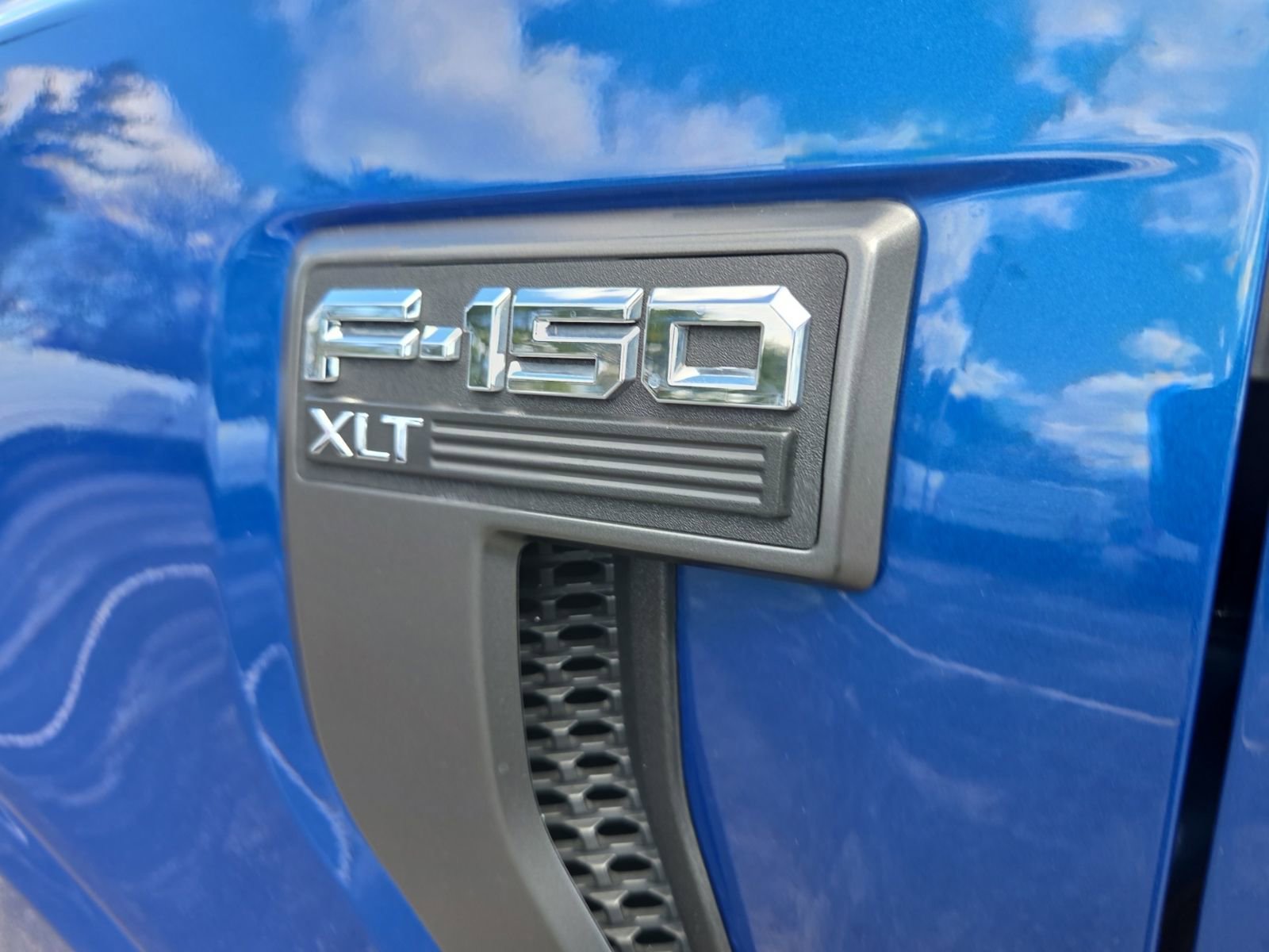 Used 2023 Ford F150 XLT w/ Equipment Group 302A High image 19