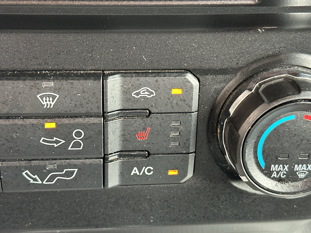 Used 2017 Ford F150 XLT w/ Equipment Group 302A Luxury AWD/4WD image 16