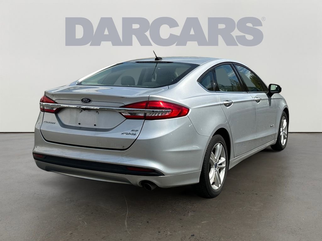 Used 2018 Ford Fusion SE image 7
