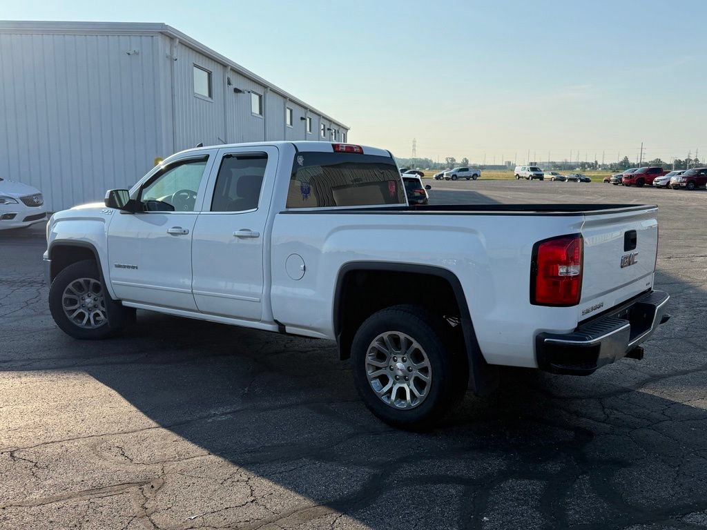 Used 2016 GMC Sierra 1500 SLE w/ Suspension Package, Off-Road AWD/4WD image 3