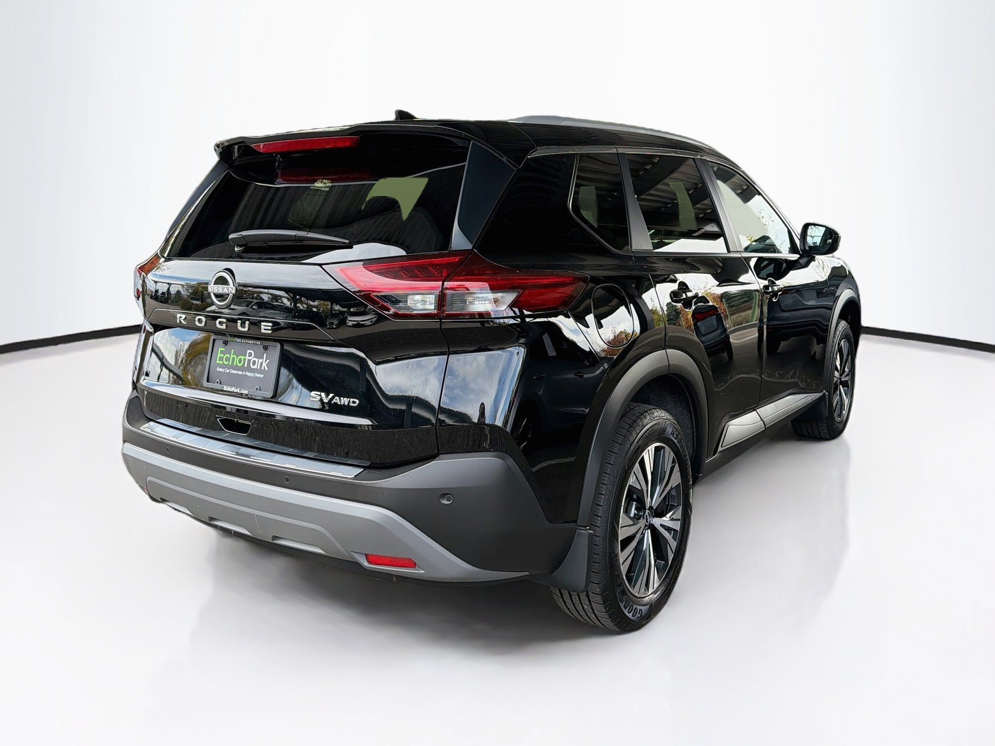Used 2023 Nissan Rogue SV w/ SV Premium B Package AWD/4WD image 9