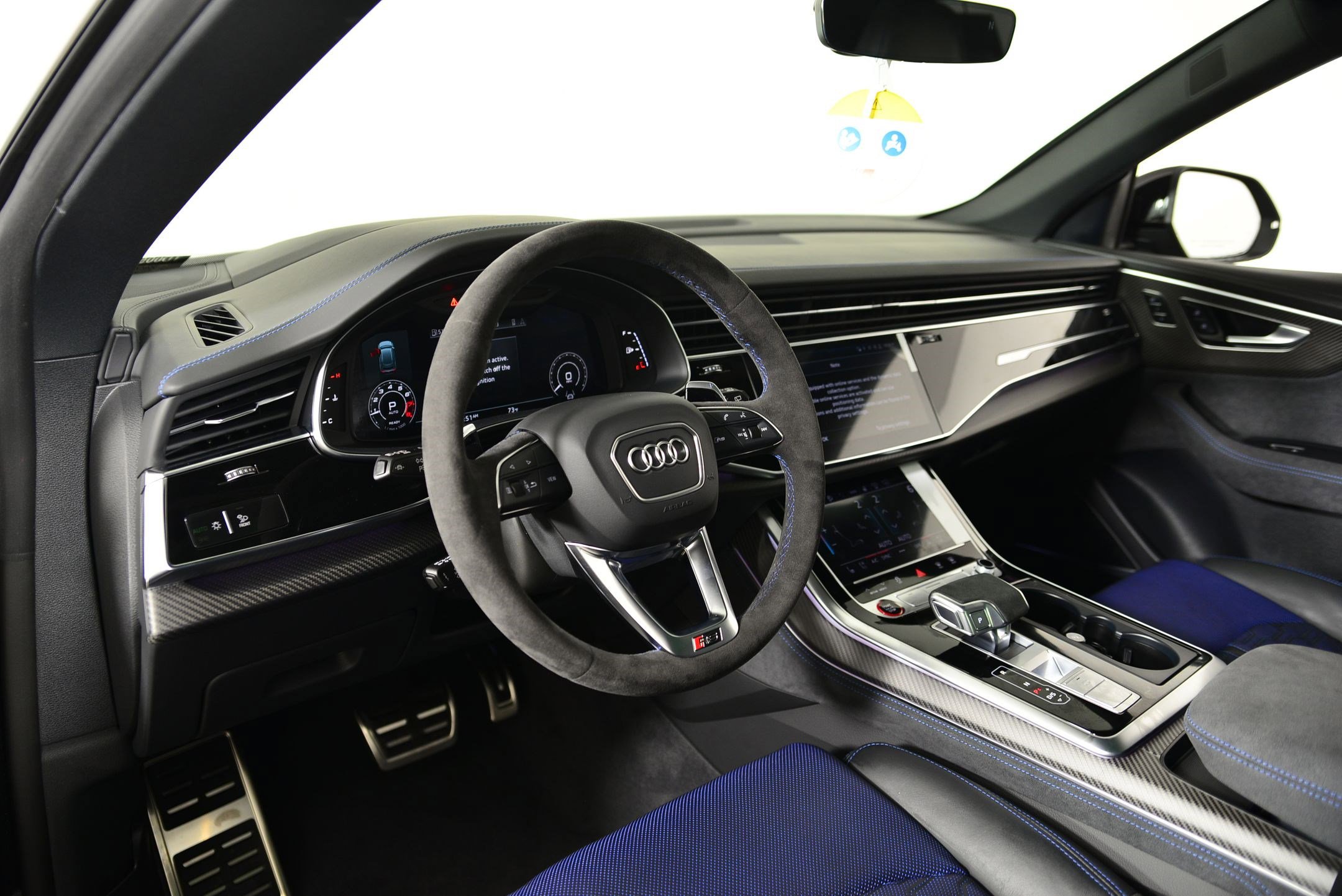 New 2026 Audi RS Q8 performance image 3