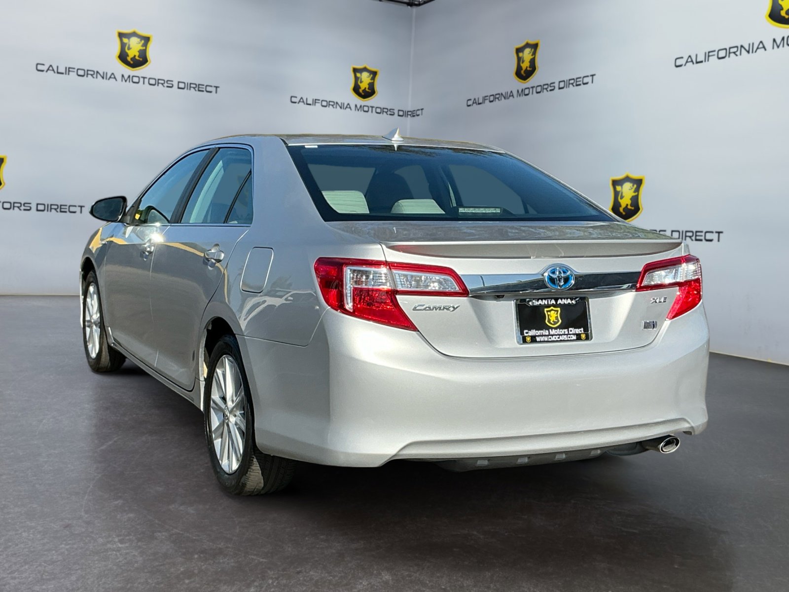 Used 2012 Toyota Camry XLE w/ Leather Pkg FWD image 7