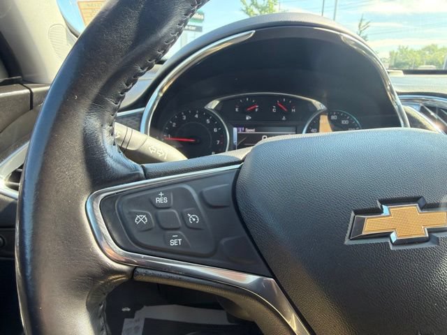 Used 2018 Chevrolet Malibu LT FWD image 37