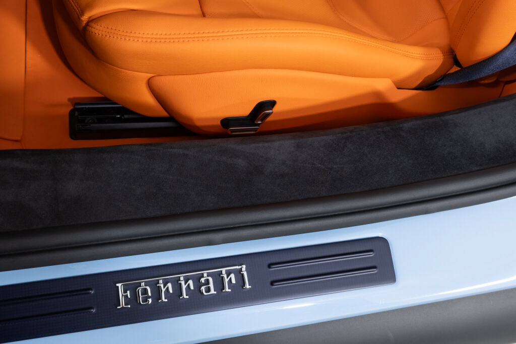 Used 2024 Ferrari 296 GTS RWD image 29