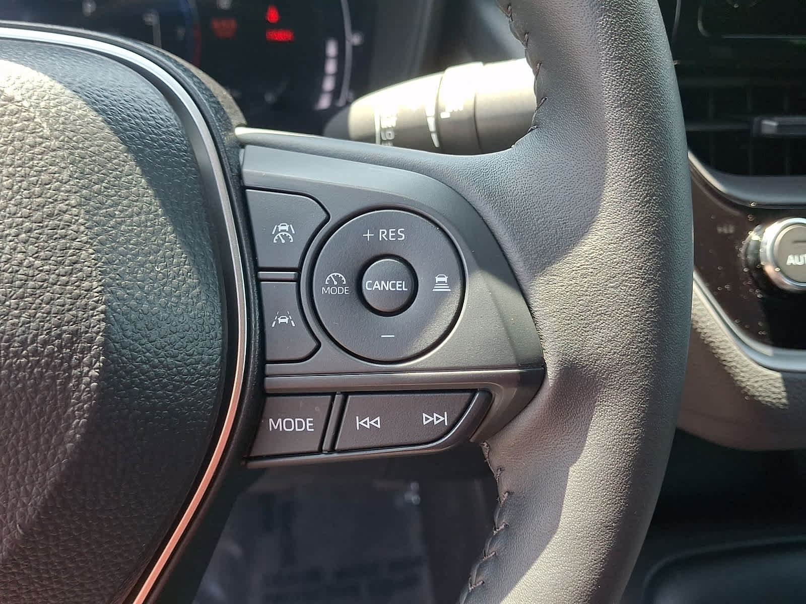 Certified 2026 Toyota Corolla SE FWD image 23