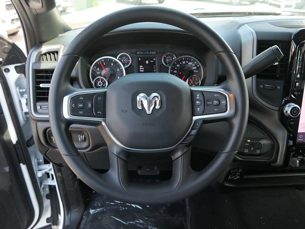 New 2026 RAM 3500 Tradesman AWD/4WD image 16