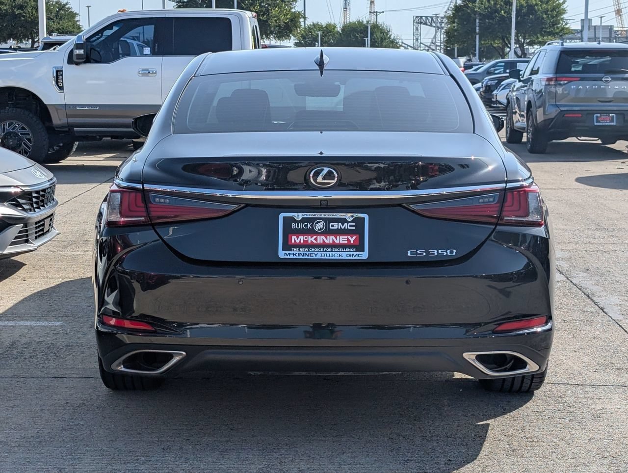 Used 2019 Lexus ES 350 F Sport w/ Accessory Package 2 FWD image 5