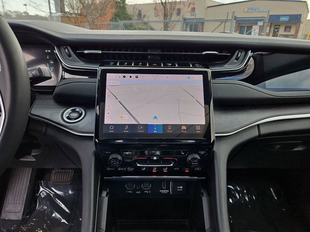 Used 2024 Jeep Grand Cherokee Limited 4xe image 15