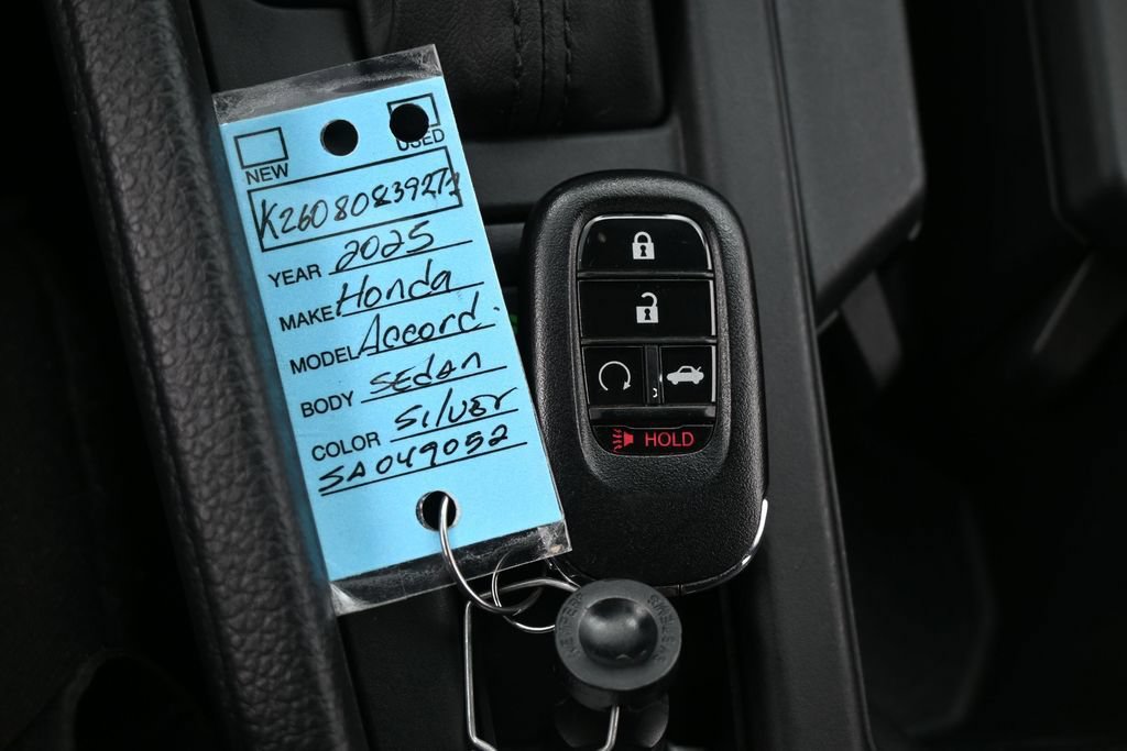 Used 2025 Honda Accord LX image 25