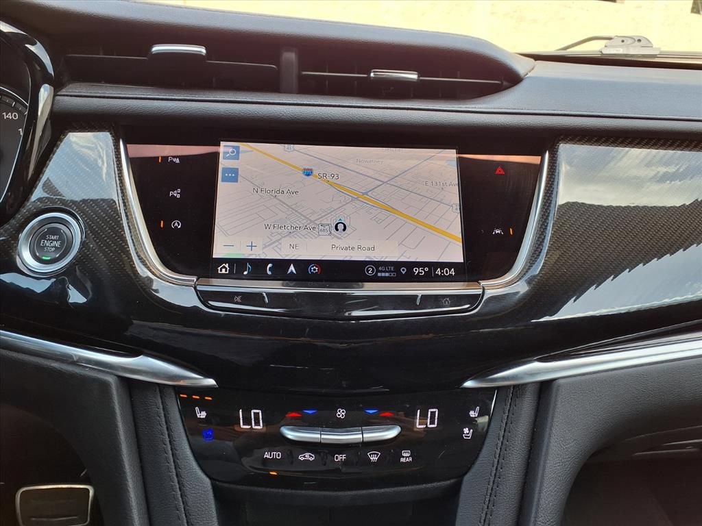 Used 2023 Cadillac XT6 Sport w/ Technology Package AWD/4WD image 15