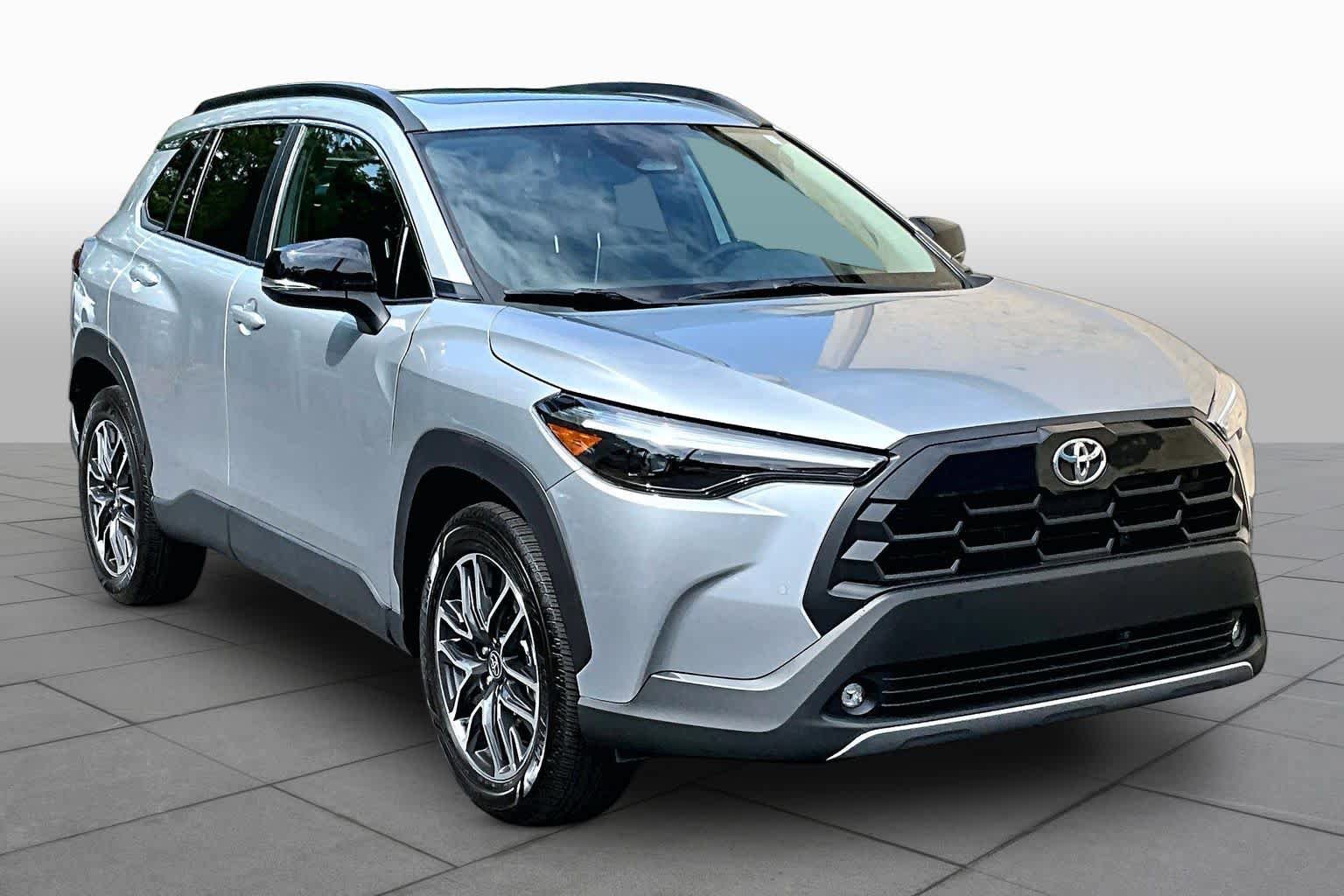 Certified 2026 Toyota Corolla Cross XLE w/ Convenience Package FWD image 3
