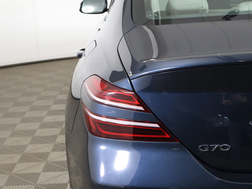 Used 2023 Genesis G70 2.0T w/ Sport Prestige Package image 18