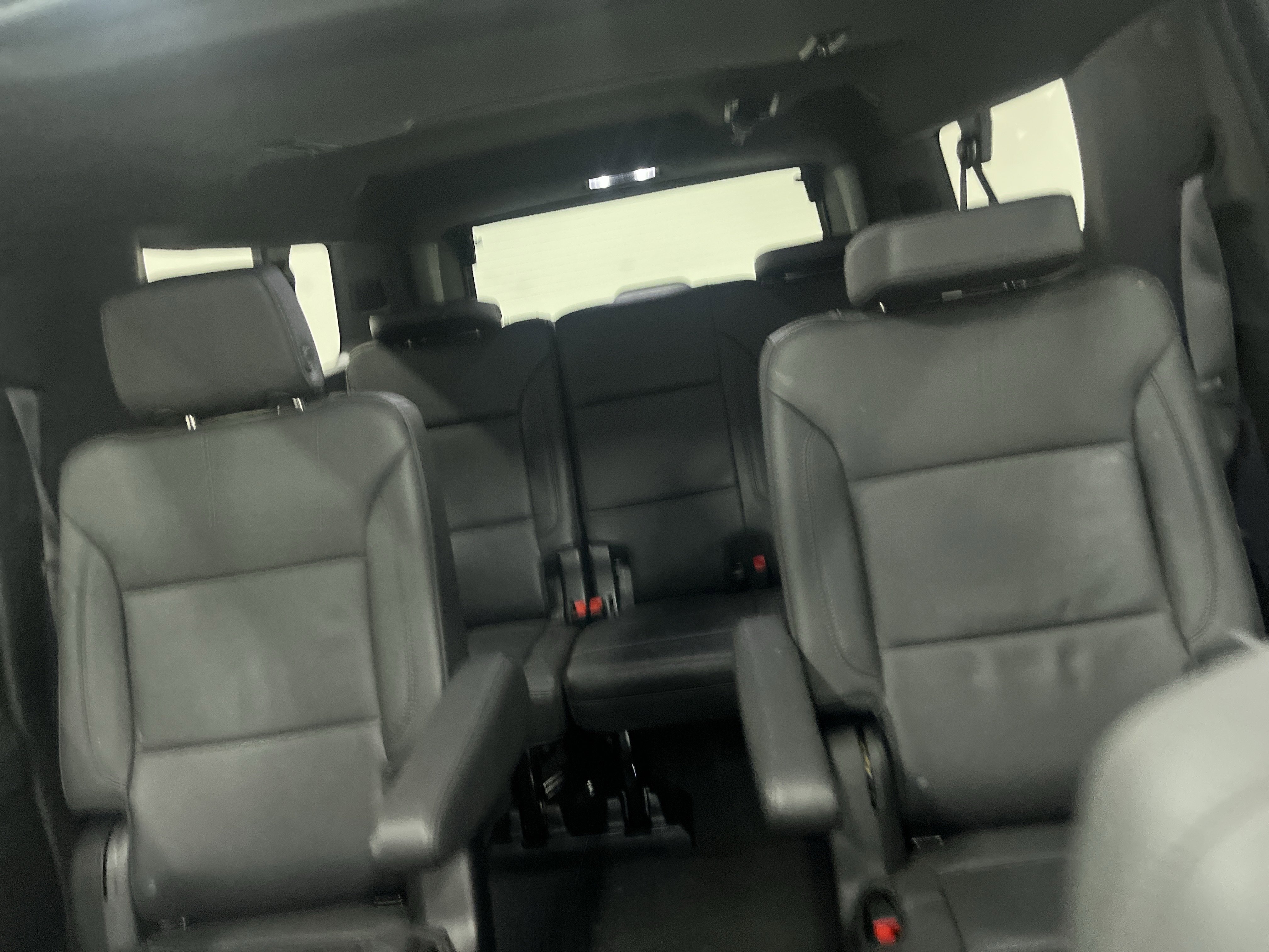 Used 2024 Chevrolet Suburban Z71 w/ Luxury Package image 11