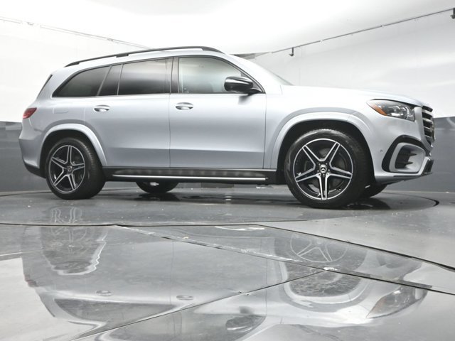 Certified 2026 Mercedes-Benz GLS 450 4MATIC image 34