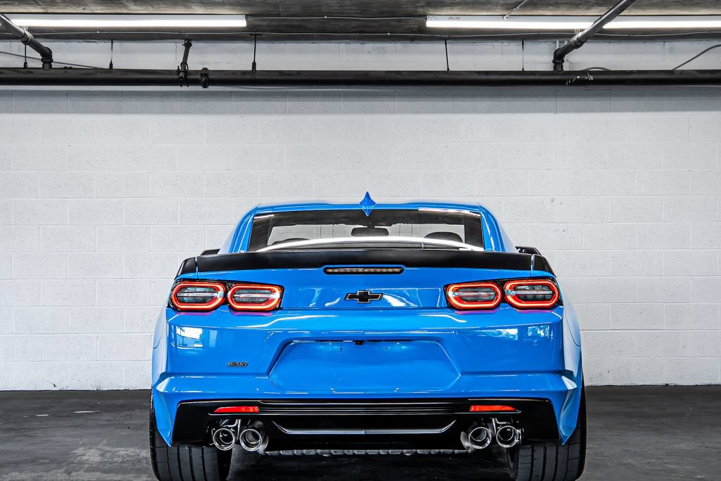 Used 2022 Chevrolet Camaro SS RWD image 4