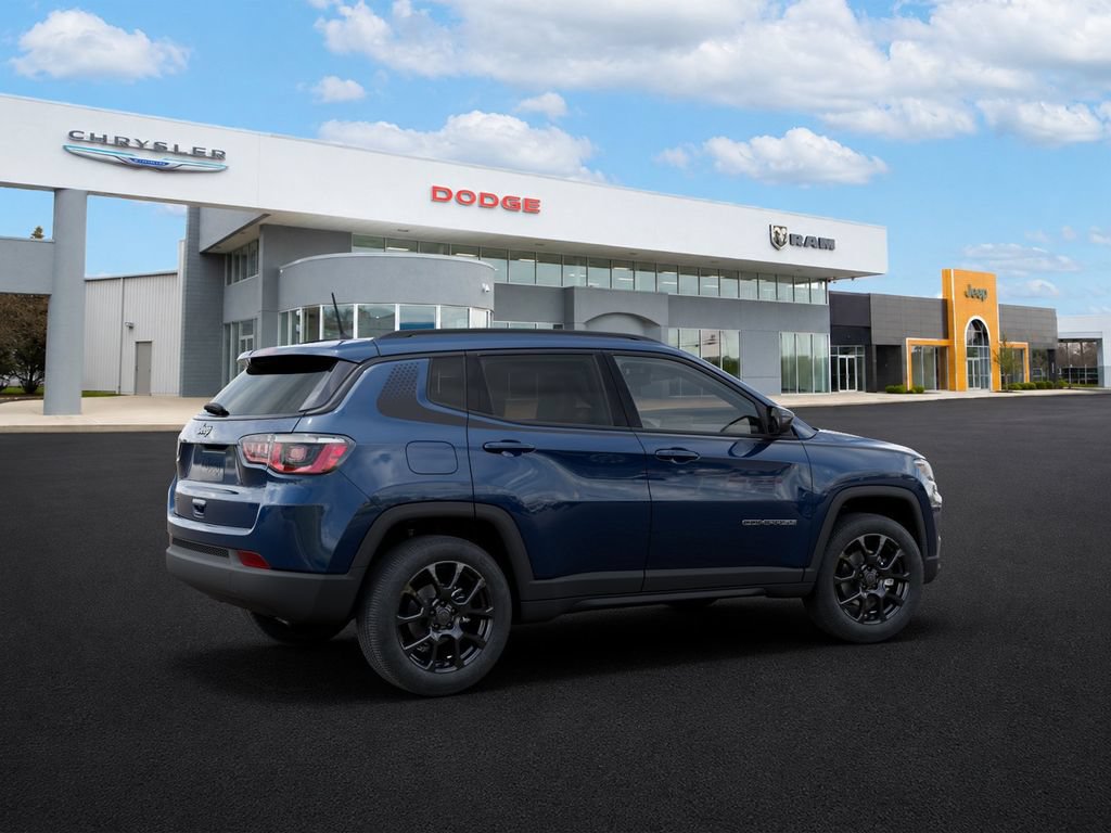 New 2026 Jeep Compass Latitude AWD/4WD image 4