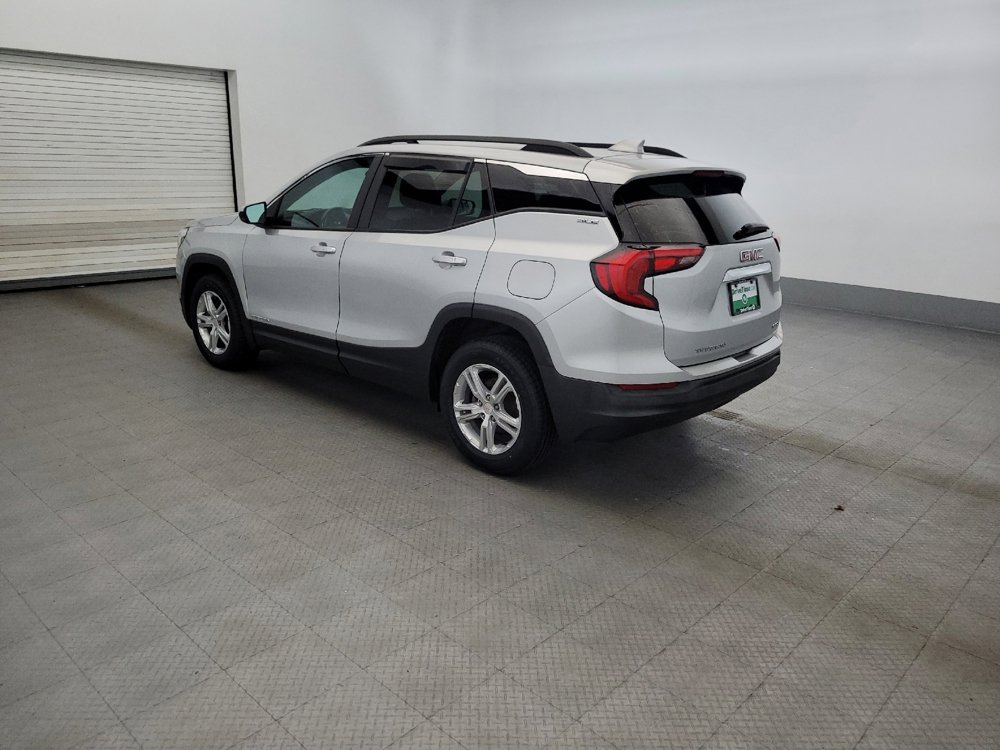 Used 2021 GMC Terrain SLE w/ Driver Convenience Package AWD/4WD image 3