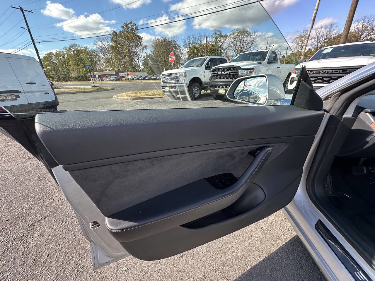 Used 2018 Tesla Model 3 Long Range image 38
