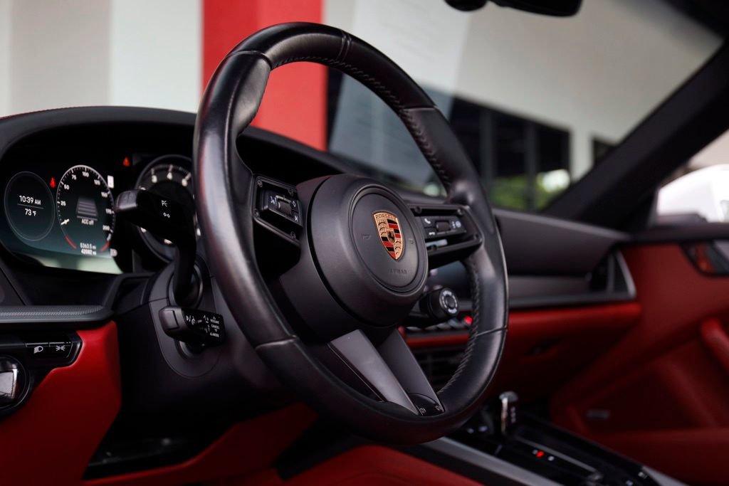 Used 2020 Porsche 911 Carrera RWD image 17