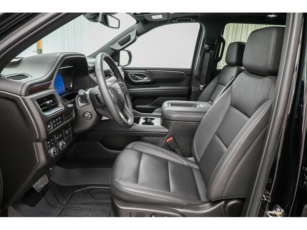 Used 2024 Chevrolet Tahoe Z71 w/ Z71 Off-Road Package AWD/4WD image 12