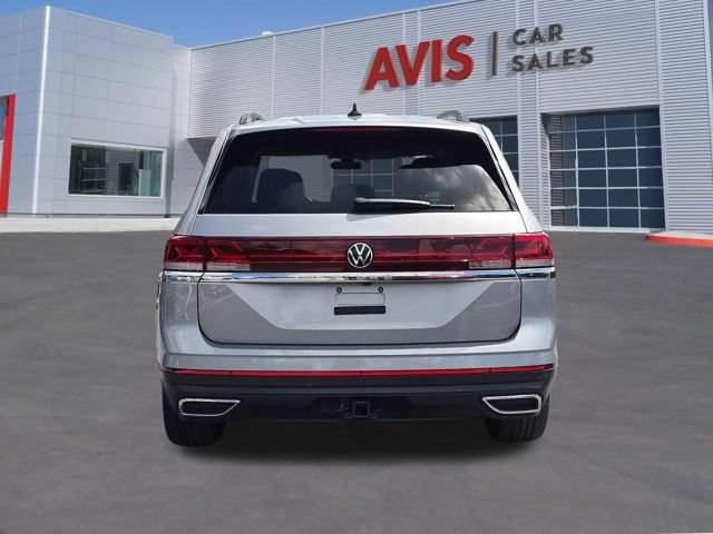 Used 2025 Volkswagen Atlas SE FWD image 7