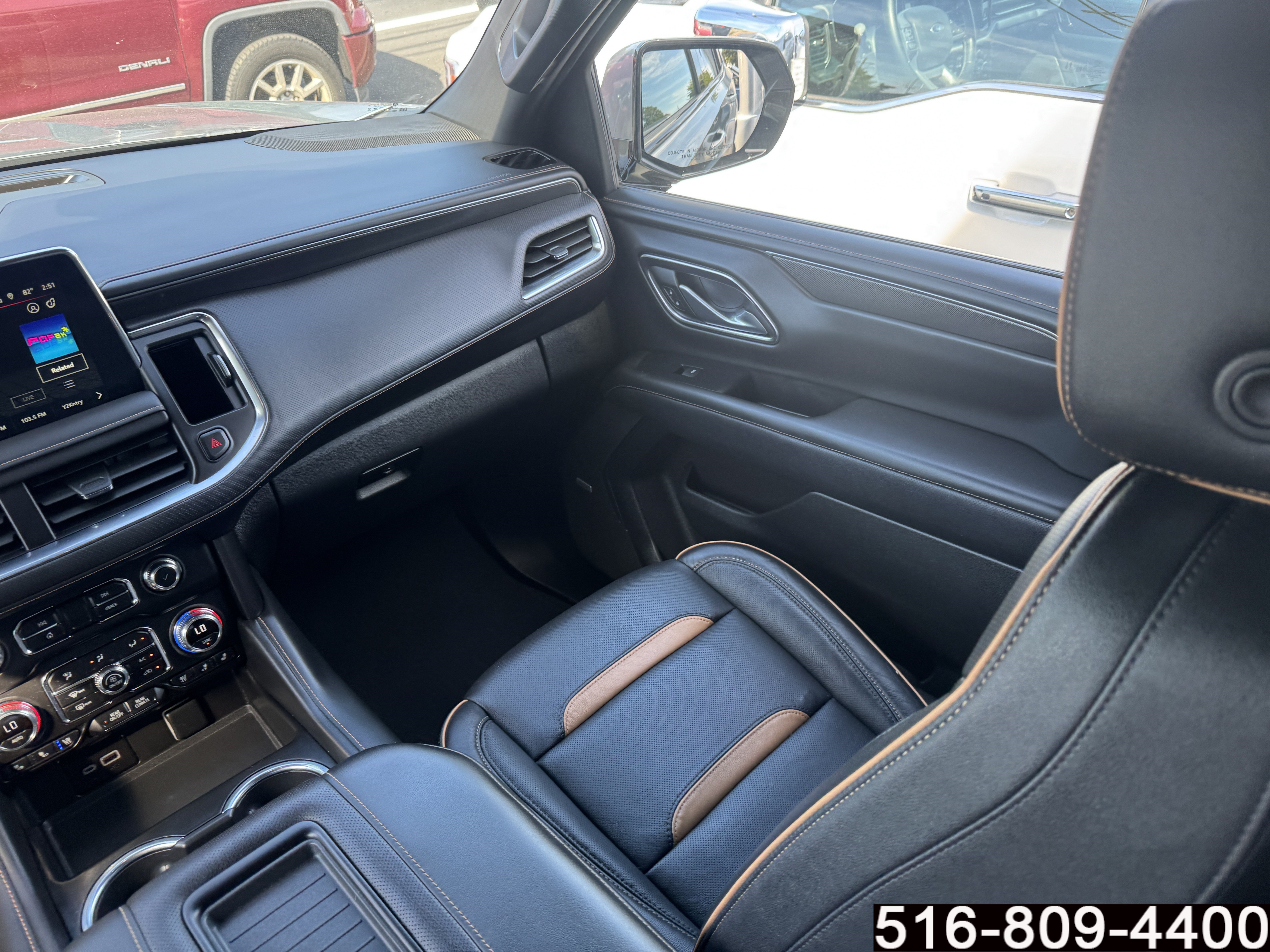Used 2024 GMC Yukon AT4 AWD/4WD image 14