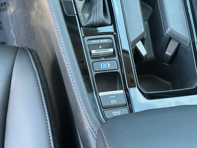 Certified 2025 Honda Accord Touring image 22