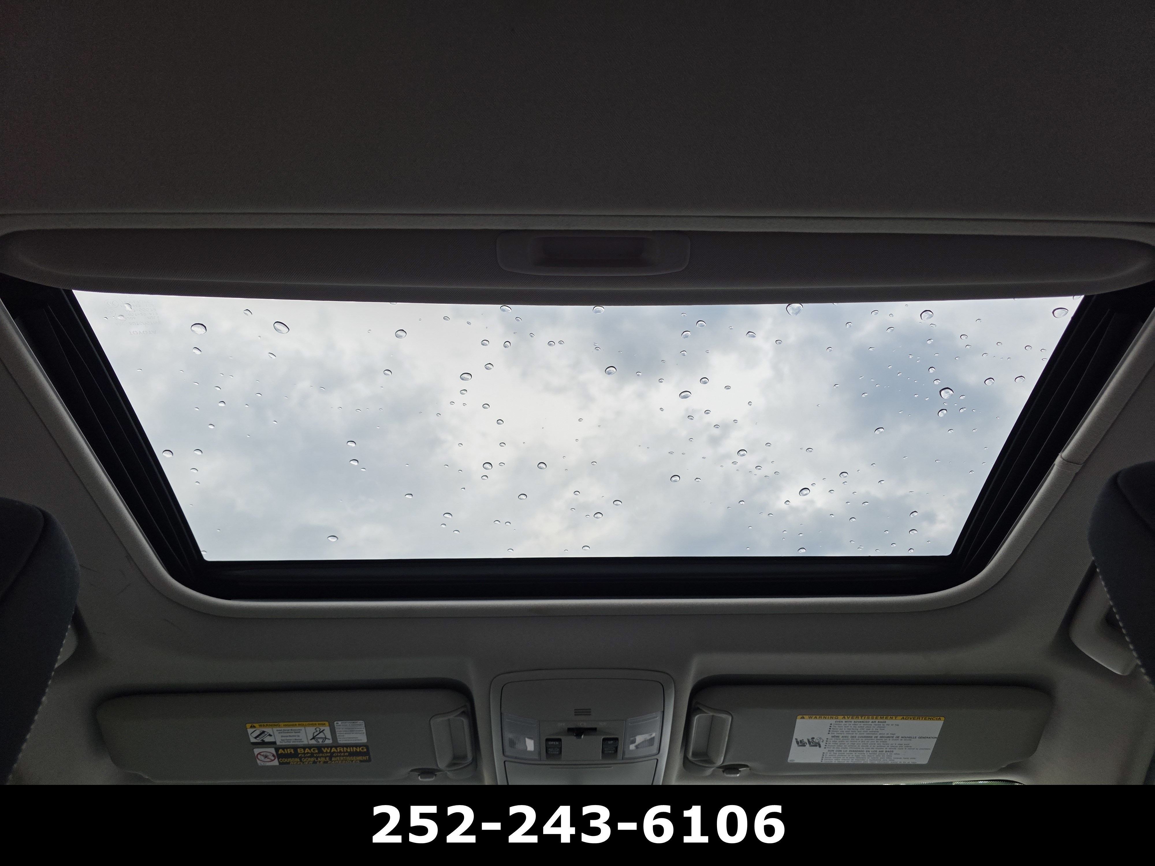 Used 2016 Toyota RAV4 XLE FWD image 12