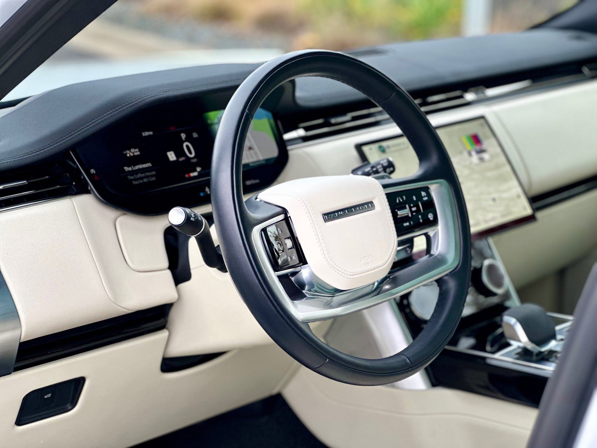 Used 2023 Land Rover Range Rover SE image 10