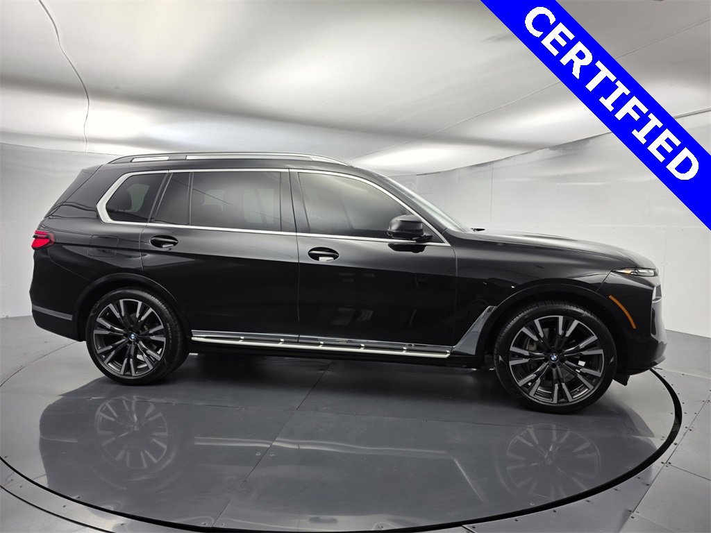 Used 2024 BMW X7 xDrive40i image 3