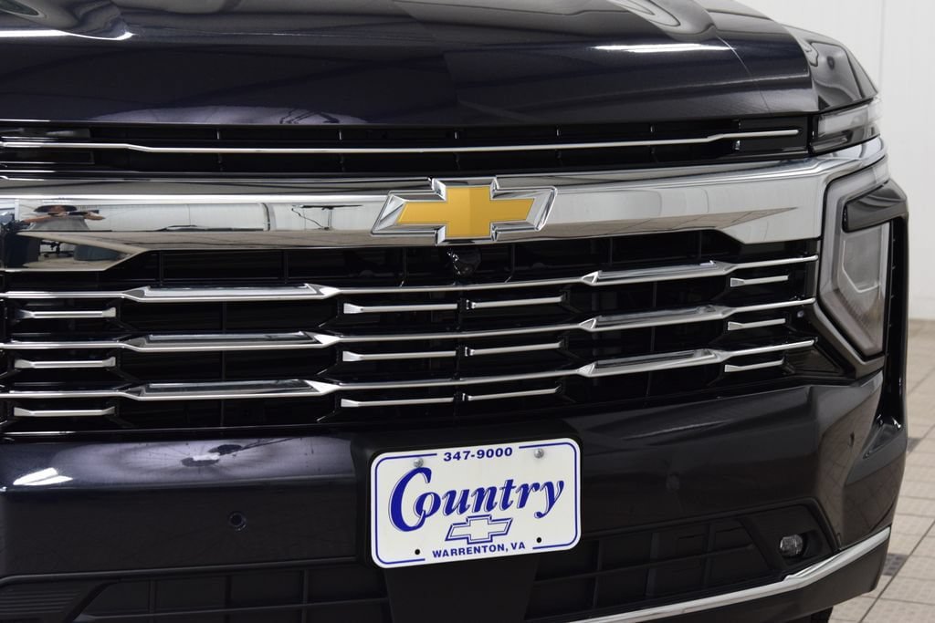 New 2026 Chevrolet Suburban Premier AWD/4WD image 11