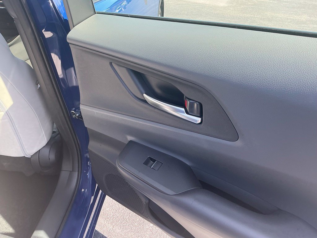 Certified 2024 Toyota Prius XLE FWD image 30