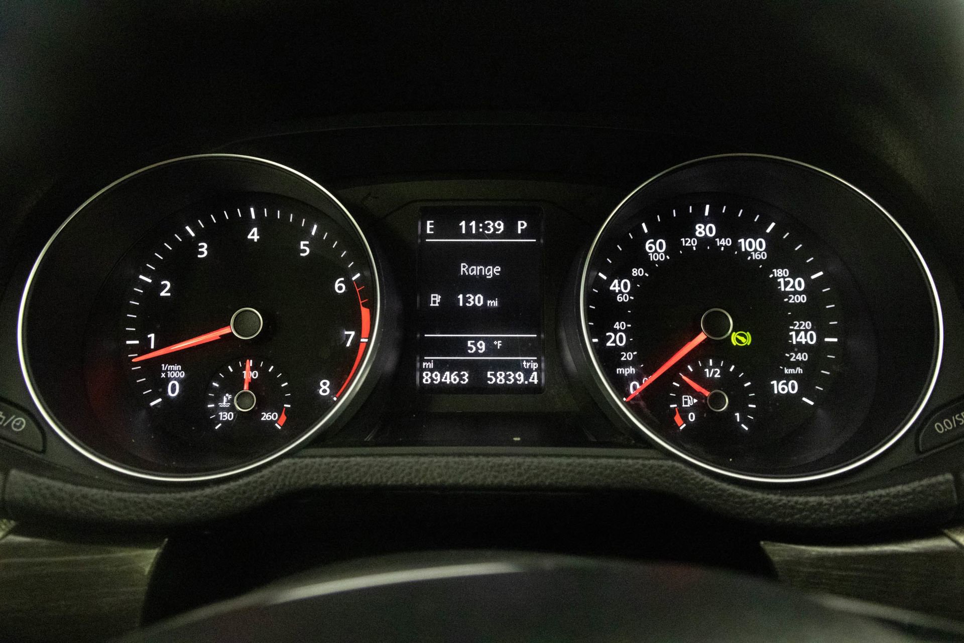 Used 2018 Volkswagen Passat 2.0T SE w/ SE Lighting Package image 31