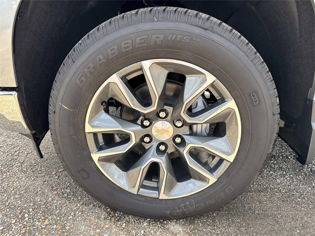 New 2026 Chevrolet Silverado 1500 LT w/ Convenience Package II image 3