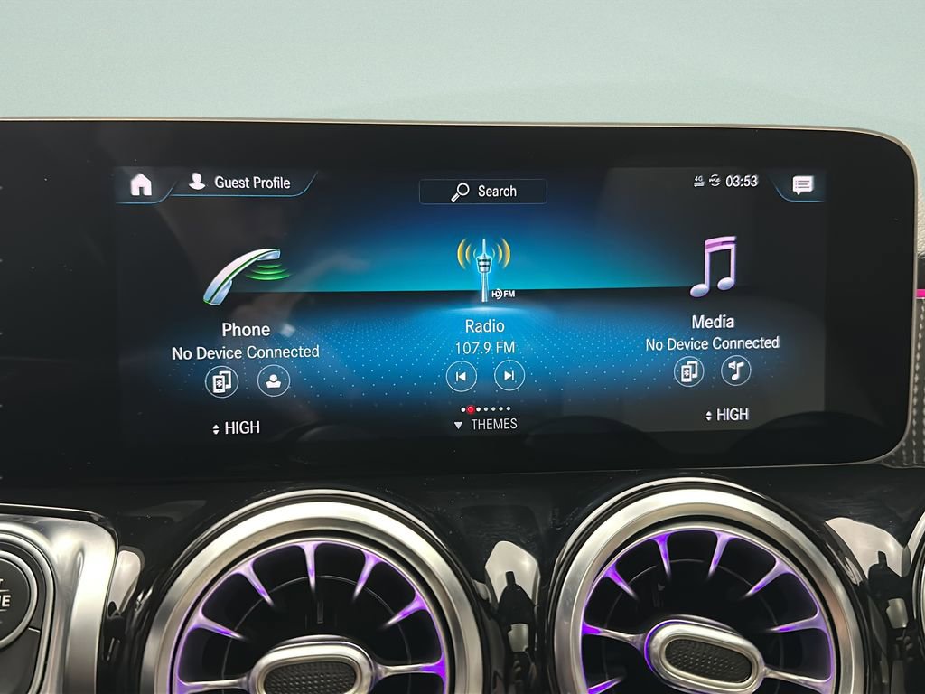 Used 2021 Mercedes-Benz GLB 250 4MATIC image 26
