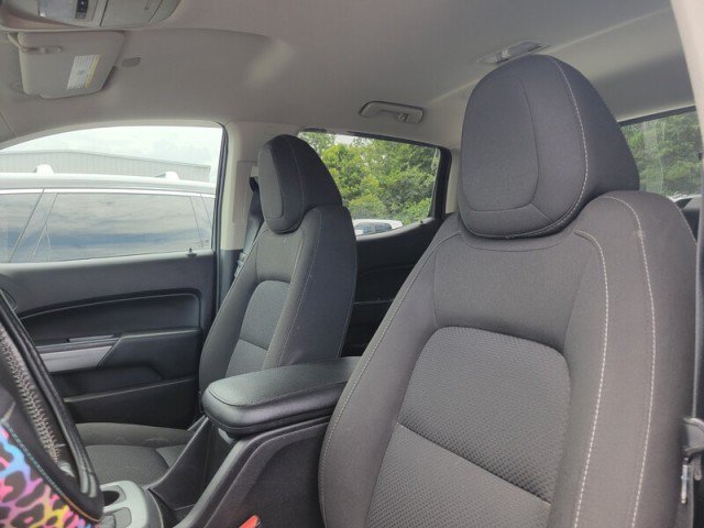 Used 2019 Chevrolet Colorado LT w/ LT Convenience Package RWD image 6